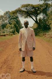 Eliud kipchoge had brushed aside his pacemakers. How Eliud Kipchoge Broke Running S Mythic 2 Hour Barrier Gq