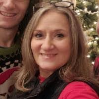 Angie Palmer's Instagram, Twitter & Facebook