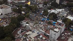 El terremoto hizo que los mexicanos revivieran las escenas de construcciones derruidas y personas. Terremoto En Mexico Temas De Rt