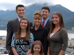 Sarah Palin S Marriage On The Rocks Over Rumours She Threw Wedding Ring In Lake World News Express Co Uk