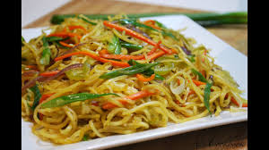 Veg Hakka Noodles Recipe Indo Chinese Youtube