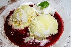 Vanilleeis Mit Heissen Himbeeren Von Sarobu Chefkoch Rezept Heisse Himbeeren Vanilleeis Himbeeren