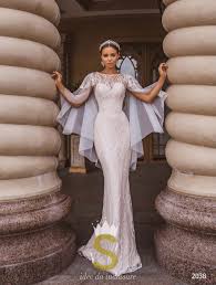 Scegli tra i colori e taglie disponibili. Abito Da Sposa Stile Sirena Con Mantello Vsv Abiti Su Misura Torino