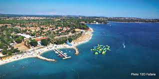 Located in fažana in the istria region, apartments fazana 407 provides accommodations with free wifi and free private parking. Beach Bi Val Fazana Tourist Destination Info Beach Bi Val Croatia
