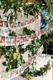 El estilo ibicenco, es un estilo en el que predomina el color blanco, transmite una tranquilidad especial, si decoras tu casa con este estilo transmitirás paz y buenas vibraciones. 99 Decoracion Para Boda Ibicenca Navega Por Mi Perfil Para Inspirarte Con Un Monton De Pines Co Decoracion Fiesta Ibicenca Boda Polaroid Decoracion Bodas