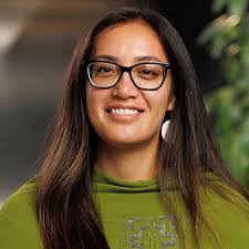 Angela Rutter's Instagram, Twitter & Facebook