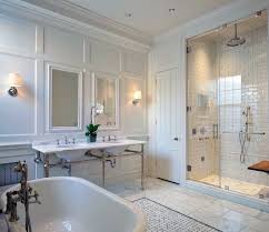 All of the conditions are met in this room. Top 60 Best Master Bathroom Ideas Home Interior Designs Master Bathroom Design Traditional Bathroom Master Bathroom