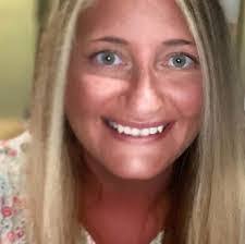 Gretchen Sheppard's Instagram, Twitter & Facebook