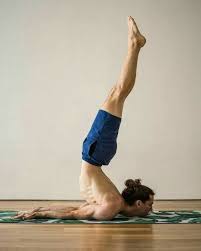 Salabhasana El Saltamontes Yogui Fotografia Artistica Fotografia