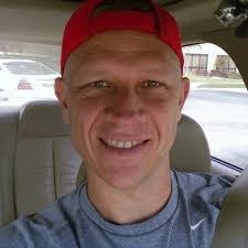 Glen Gooch's Instagram, Twitter & Facebook