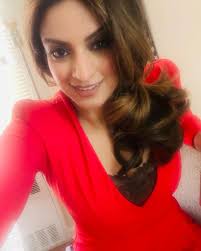 I am honored to have the support of Nini Gutierrez. Latina women are now  opening businesses faster than any group in the country, with entrepreneurs  like Nini leading the charge. Meet Nini