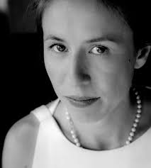 THATLou Founder Takes Museum Treasure Hunts Across the Channel