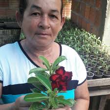 Linda pareces una muñequita de porcelana