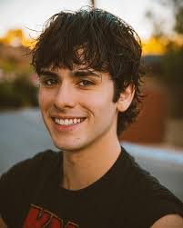 Johnny Valentine's Instagram, Twitter & Facebook