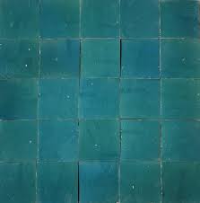 Völlig einzigartige handgefertigte fliesen in den schattierungen von aquamarin. Maurische Zellige Kacheln Turkisblau Wandfliesen Wasserblau