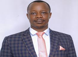 Curtis Padilla's Instagram, Twitter & Facebook