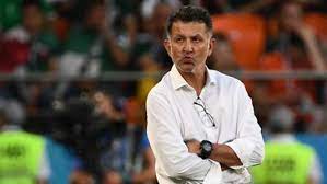¡el populismo futbolero nos condenó a seguir viendo más partidos. Juan Carlos Osorio Tritt Als Nationaltrainer Mexikos Zuruck Goal Com