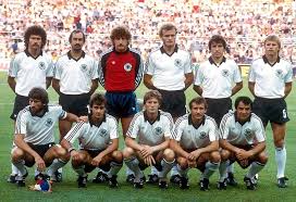 Official website of fc bayern munich fc bayern. Bati Almanya 1982 Almanya Dunya Kupasi Takim Fotograflari