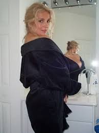 Résultat de recherche d'images pour "Janet Lupo nude"