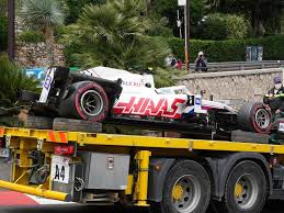 Wearing a helmet is a key issue in #roadsafety. Erneuter Crash Im Training Schumacher Verpasst Monaco Quali Radio Zwickau