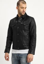 Levis ürünlerini yüzlerce farklı model seçeneği ve boyner.com.tr avantajları ile satın almak için hemen alışverişe başlayın! Levi S Trucker Type 3 Veste En Cuir Black Noir Zalando Ch