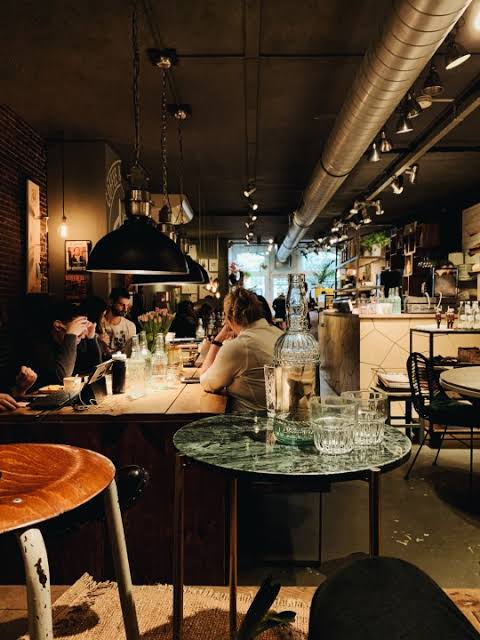 The Art of Creating a Memorable Dining Experience