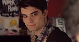 Netflix's new gay teen movie 'Alex Strangelove' gets first trailer