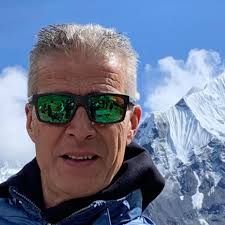 This morning. 😍 And first real snowfall of the season is expected  tomorrow. ❄️☃️