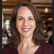 Sarah Mcaloon's Instagram, Twitter & Facebook