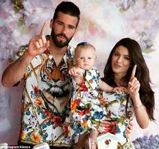 ˈalisõ ˈbɛkeɾ, born 2 october 1992) is a brazilian professional footballer who plays as a goalkeeper for premier league club liverpool and the brazil national team. Glamorous Lifestyle Of Alisson S Doctor Wife As The Footballer Prepares To Join Liverpool Daily Mail Online