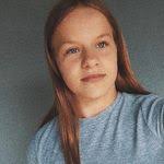 Anna Swies's Instagram, Twitter & Facebook