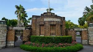 左右 (zuǒ yòu), 大概 (dà gài), 大约 (dà yuē) синоним 左右 不同的语境这几个词语表达的意思含义都不一样。 但是我猜测你想问的是它们类似于英语about的意思. Y6bavr9vgha Am