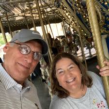 Live crabs and fresh shrimp just came in 3373802409