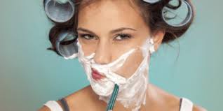 26 Manieres Ingenieuses De Detourner Les Clips Metalliques Page 2 Sur 3 Astuces De Grand Mere En 2020 Conseils Beaute Rhassoul Point Noir