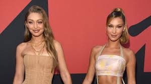 Bella hadid and dua lipa are on vacation together, and we have major fomo. Bella Hadid Wears A Blue Cutout Bodysuit And Butterfly Clips