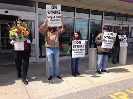 Find stop & shop hours and map in narragansett, ri. Stop Shop Workers On Strike In Rhode Island Across New England News Providencejournal Com Providence Ri