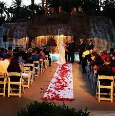 Ultimate Vegas Wedding Venue Guide Mirage Little Vegas Wedding Vegas Wedding Venue Vegas Wedding Pool Wedding