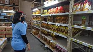 Sebagai pusat pembelanjaan yang lumayan tua, indogrosir juga kerap merilis promo yang sampai saat ini biasa tersebar di berbagi daerah. Terbaru Katalog Promo Indogrosir Medan Minyak Goreng Beras Dan Produk Bayi Turun Harga Tribun Medan