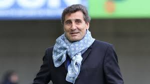 Un français invente la voiture qui ne coûte rien (ou presque). Trois Presidents De Clubs De Rugby Parmi Les 500 Plus Grandes Fortunes De France