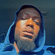 Shut your punk a** up. It's people like you who always got 💩 to say and  you probably couldn't hold the man jock strap much less a candle to his  career. Foh