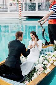 Renew Your Vows On A Private Gondola Ride Anniversary Getaways Tao Las Vegas Canyon Ranch Spa