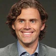 Sara Sutter's Instagram, Twitter & Facebook