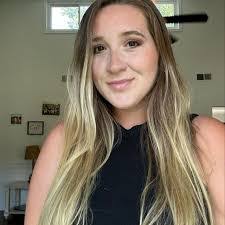 Lacey Thompson's Instagram, Twitter & Facebook