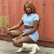 Her mother was from northern nigeria. Seyi Shay Responds As Nigerians On Social Media Drag Her After She Criticised A Contestant On Nigerian Idol Video