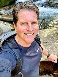 Don Salyards's Instagram, Twitter & Facebook