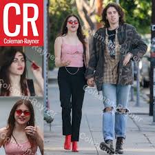 More than just a grunge rock superstar, he was a voice of his generation, and his untimely death only further cemented. Coleman Rayner On Twitter Frances Bean Cobain Is All Smiles As She Mixes Business And Pleasure With Boyfriend Matthew Cook Francesbeancobain Spacewitch Https T Co Ugqsfautna