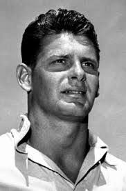 Jean Pinder's Instagram, Twitter & Facebook