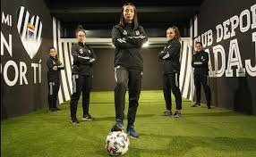 Horarios de partidos del fútbol colombiano y mundial. Un Equipo De Futbol Femenino Por Dentro Y Por Fuera Hoy