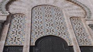 The definition of contextual is depending on the context, or surrounding words, phrases, and paragraphs, of the writing. Ø§Ù„Ø³ÙŠØ§Ù‚ ÙÙŠ ØªØ¯Ø§ÙˆÙ„ÙŠØ§Øª Ø£Ø¨ÙŠ Ø¥Ø³Ø­Ø§Ù‚ Ø§Ù„Ø´Ø§Ø·Ø¨ÙŠ Ø¨ÙˆØ§Ø¨Ø© Ø§Ù„Ø±Ø§Ø¨Ø·Ø© Ø§Ù„Ù…Ø­Ù…Ø¯ÙŠØ© Ù„Ù„Ø¹Ù„Ù…Ø§Ø¡