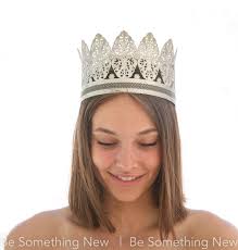 King costume fabric crown